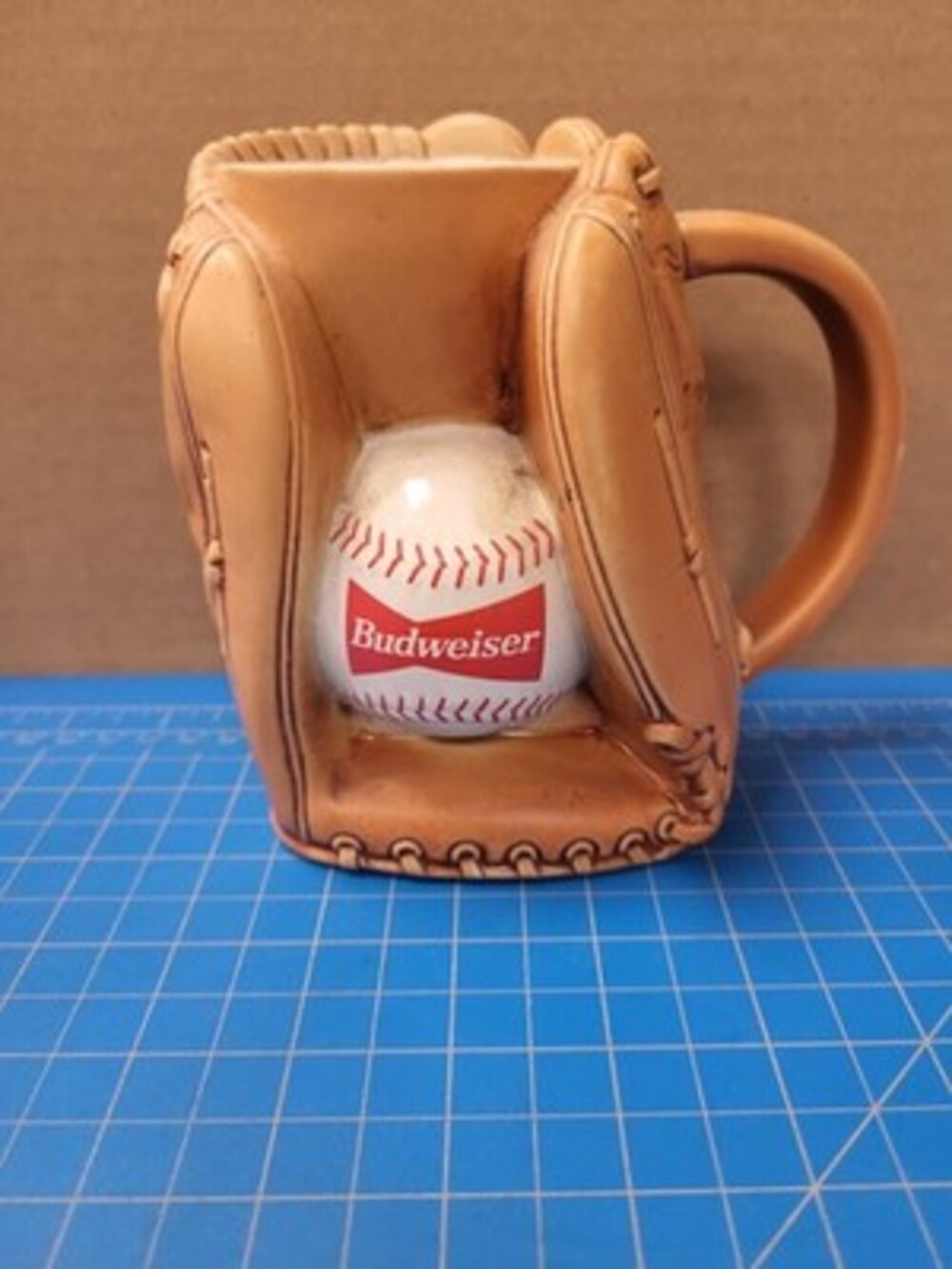 Budweiser Baseball Glove Mug Stein Beer Collectible Barware Sports Fan Giftware